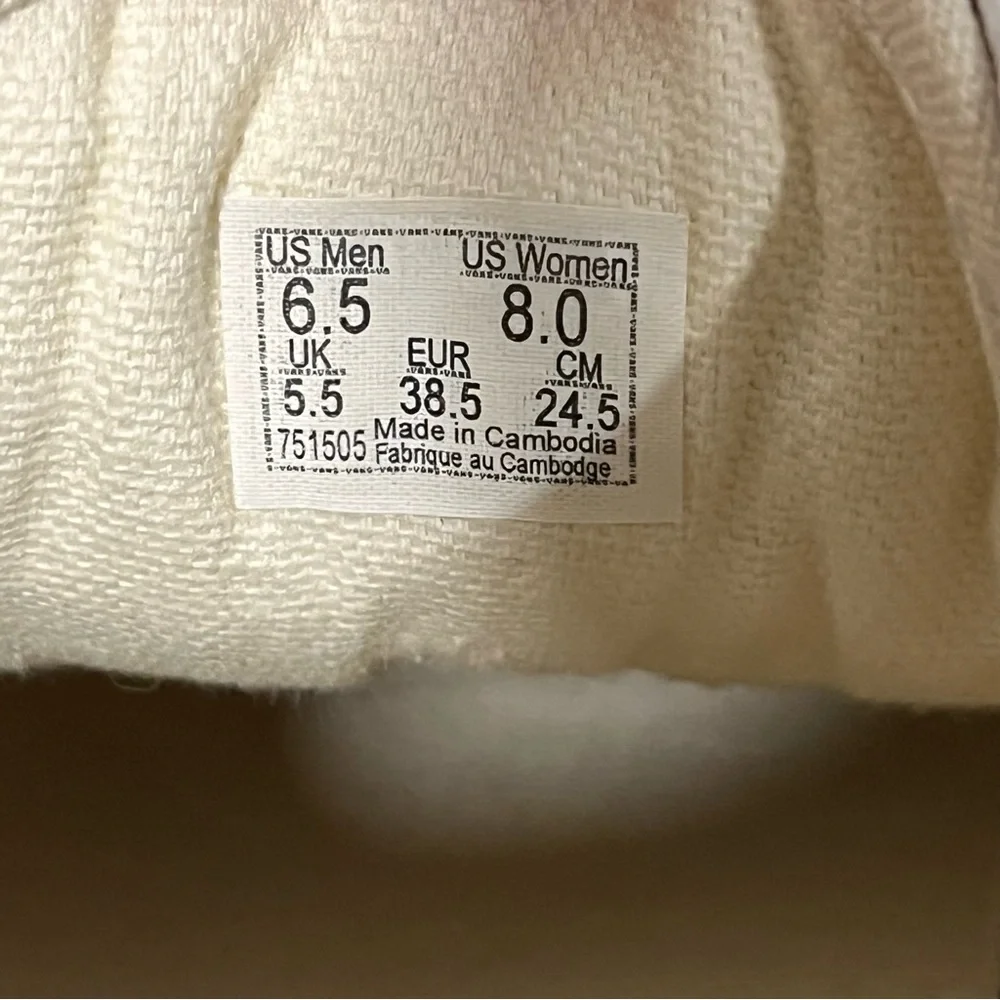 Vans Creme Suede Old Skool Sneakers